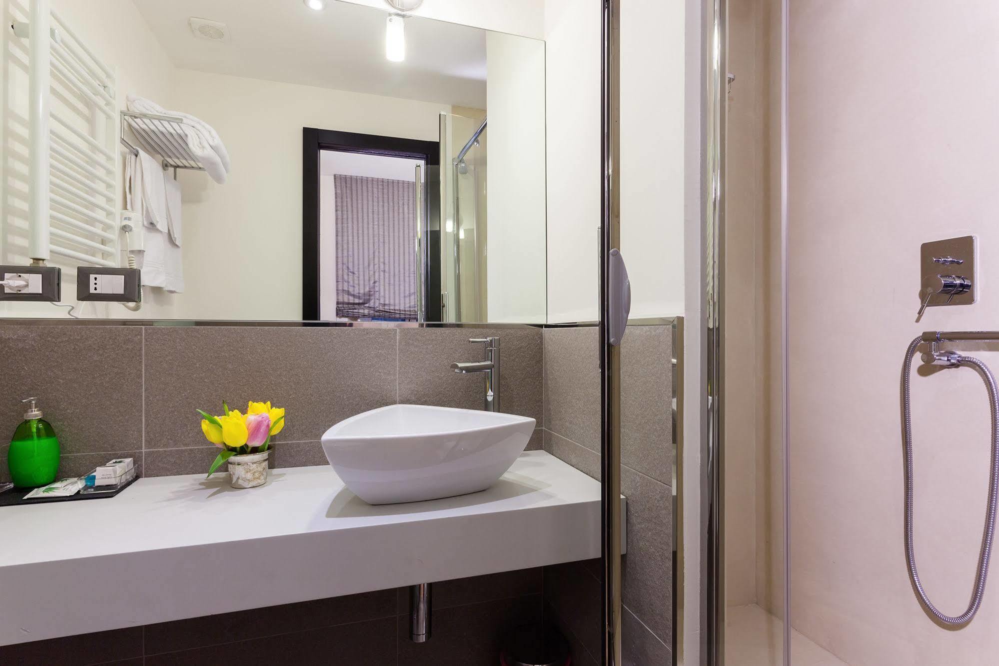 Domus Best Guest House Rome Exterior photo