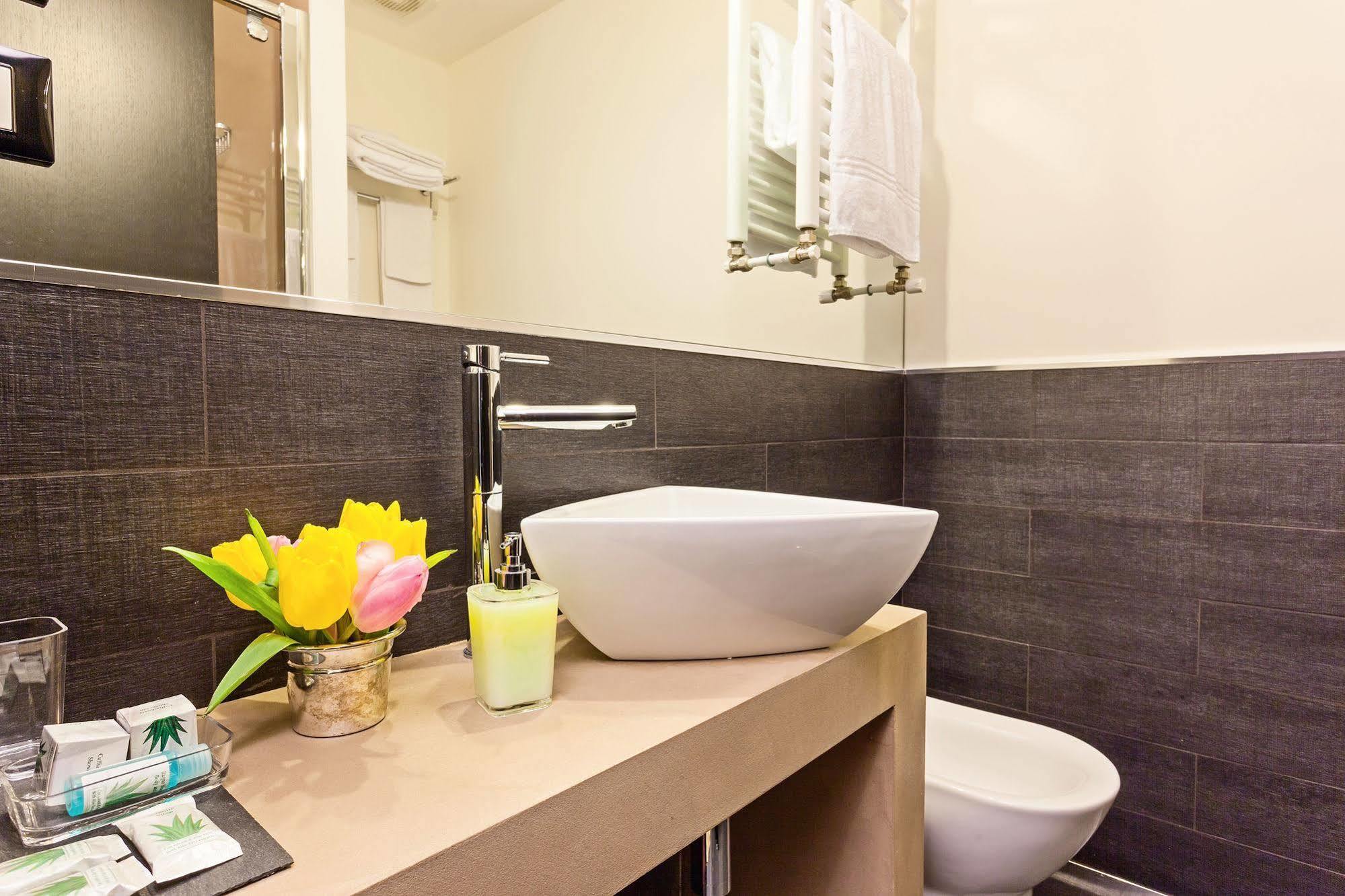 Domus Best Guest House Rome Exterior photo