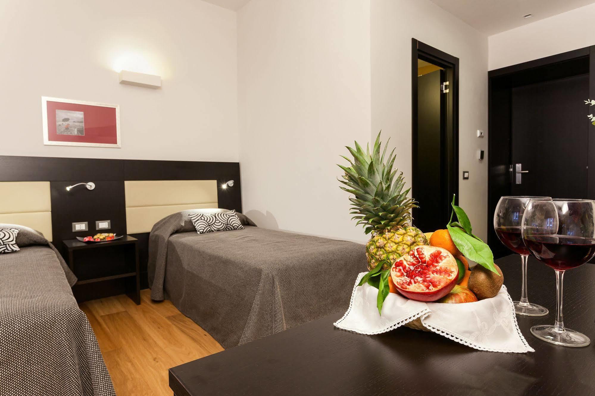 Domus Best Guest House Rome Exterior photo